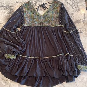 Free People Much Love Boho Tunic small - dark grey
